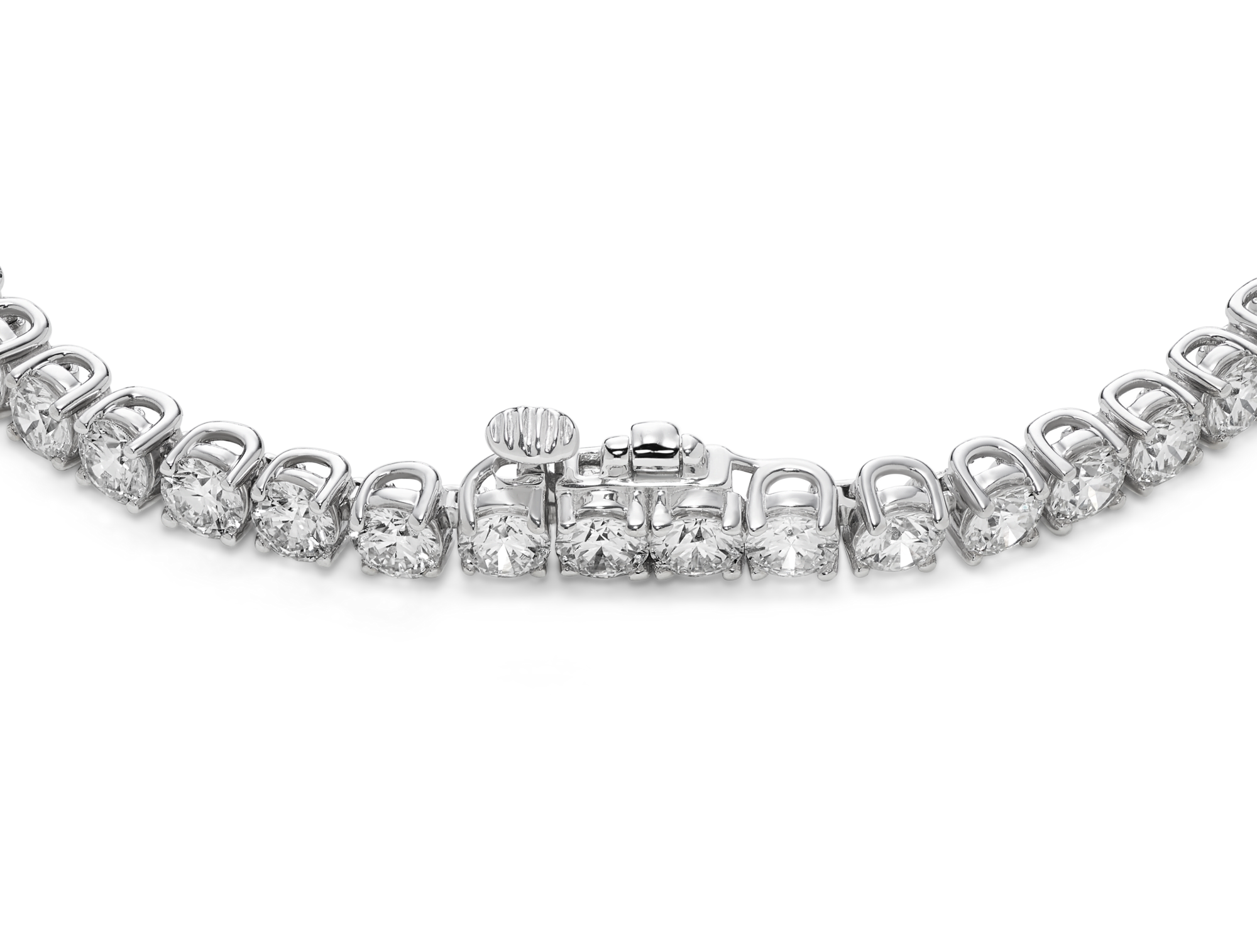Medium_0.15ct_tennis_bracelet_clasp_234da38d-8792-4e33-8ffc-c7811fcc7aaf.png